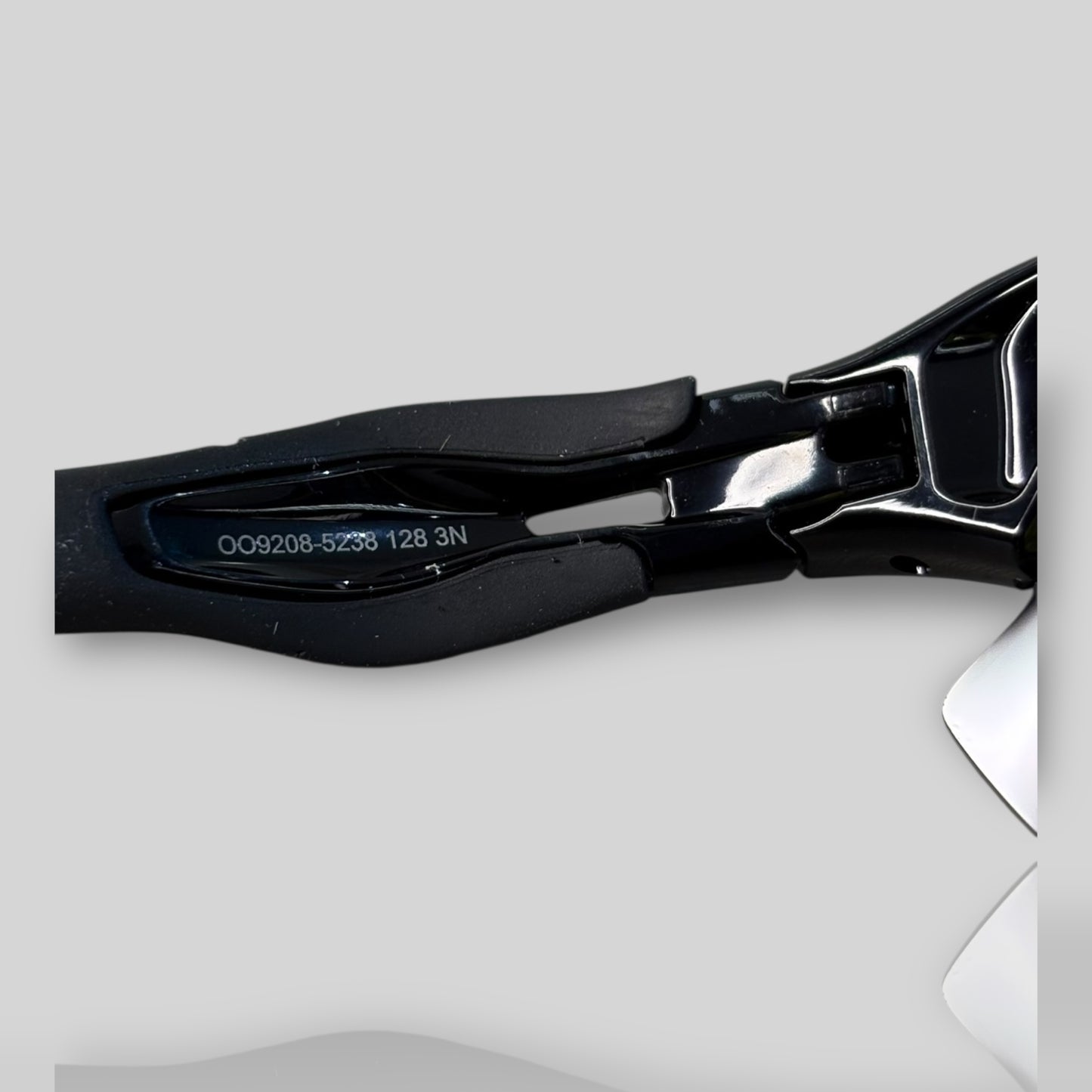 Radar Ev Polished Black