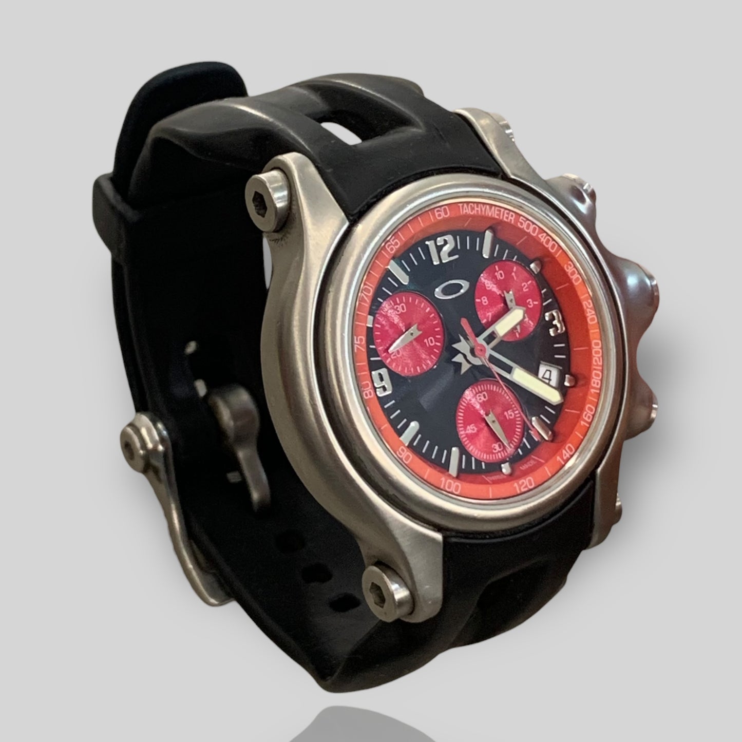 Holeshoot Red