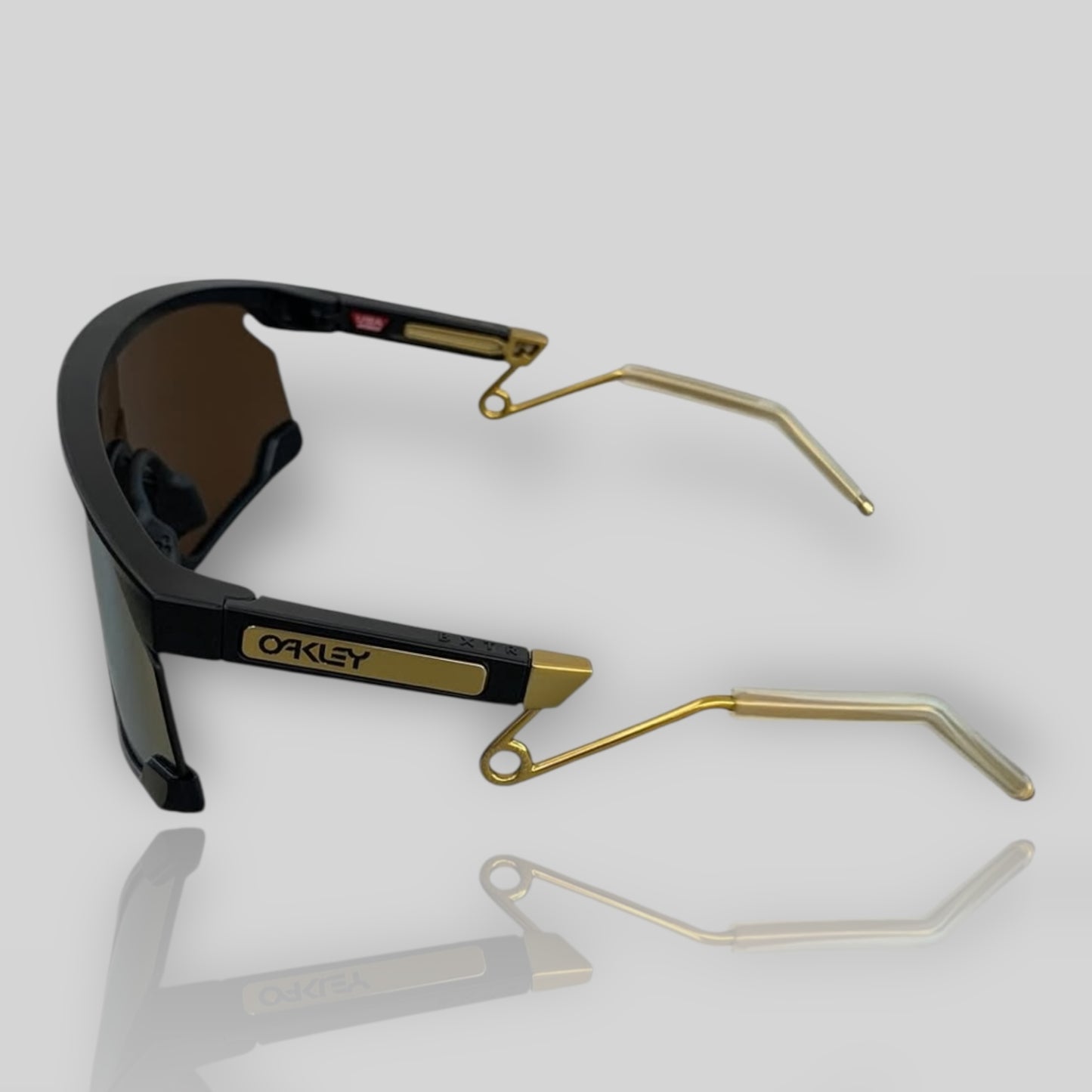 Óculos Oakley BXTR