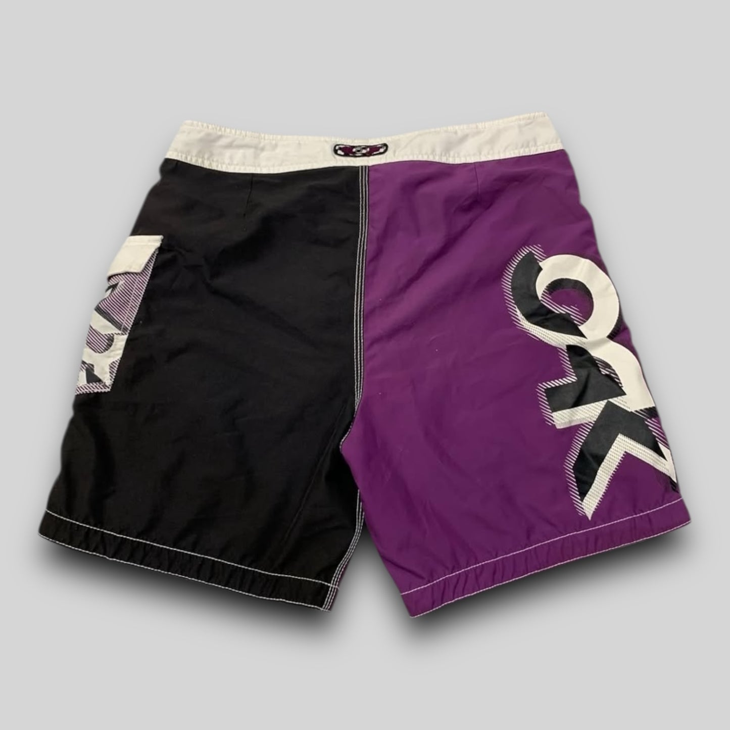 Bermuda Oakley Gascan