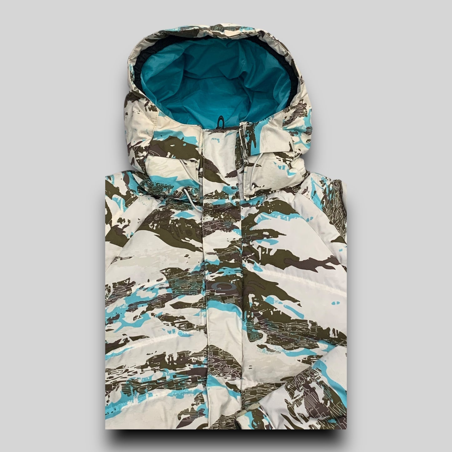 Snow Nickel Tiger