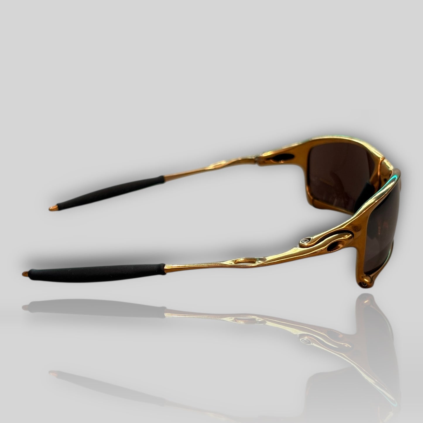 X Squared Gold Limited