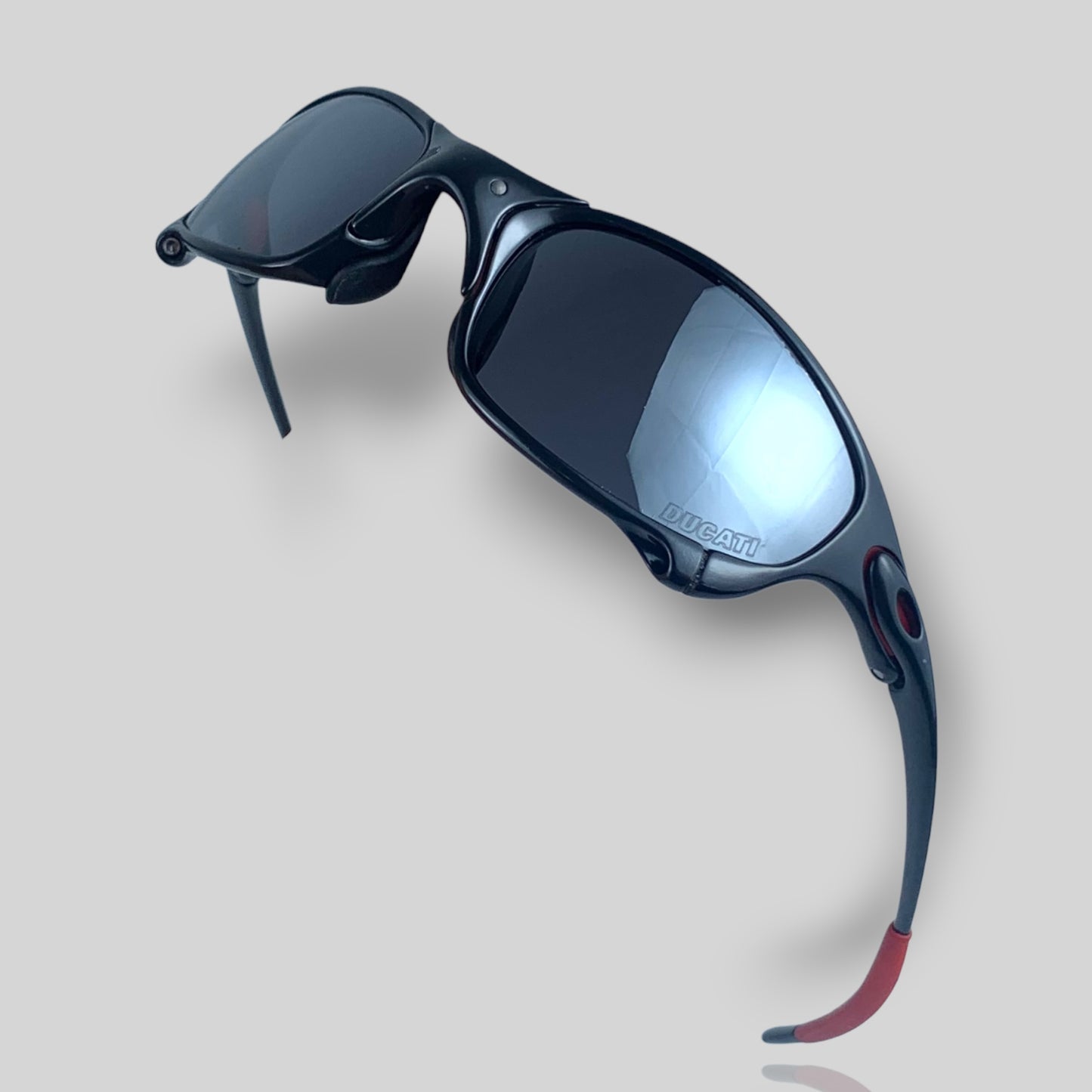 Juliet Carbon Black Iridium