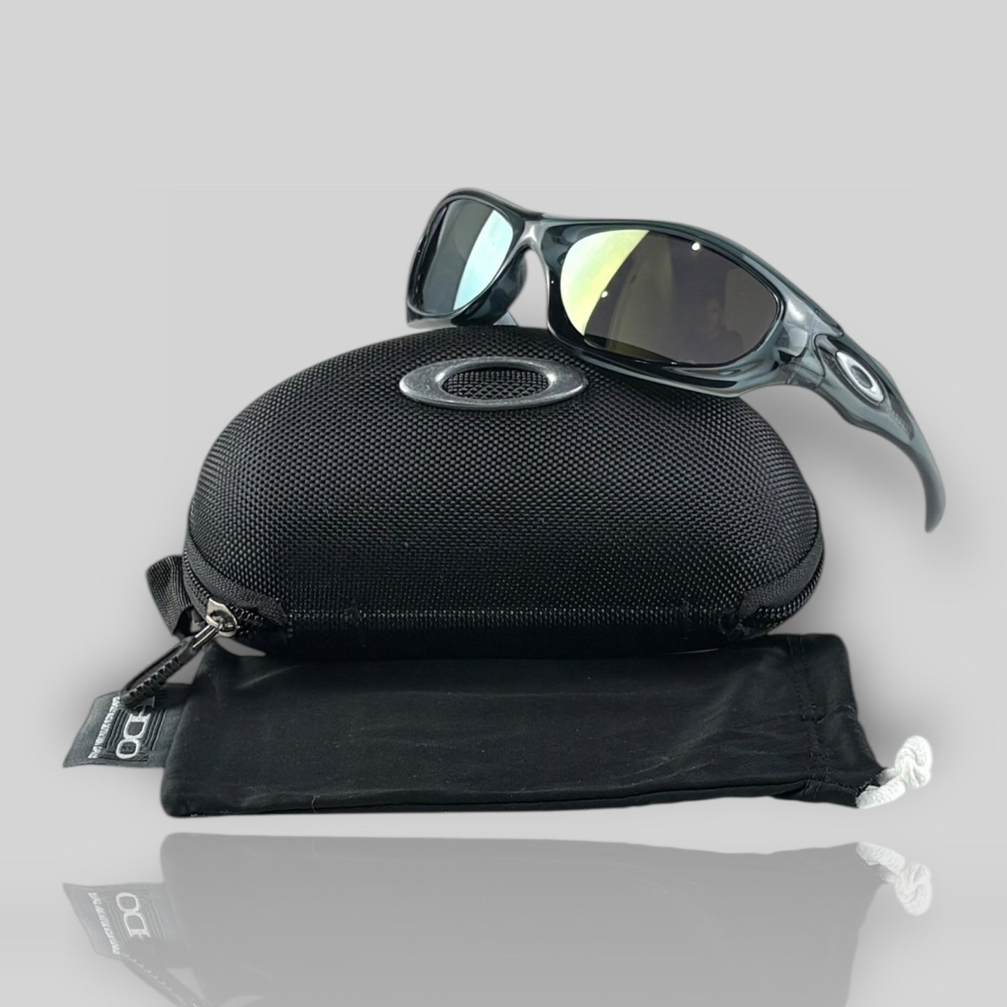 Monster Dog Crystal Black