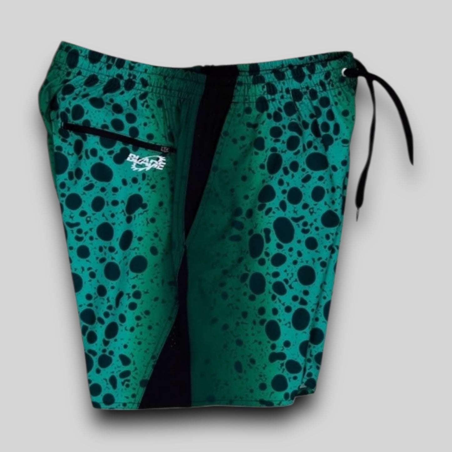 Bermuda Oakley Blade