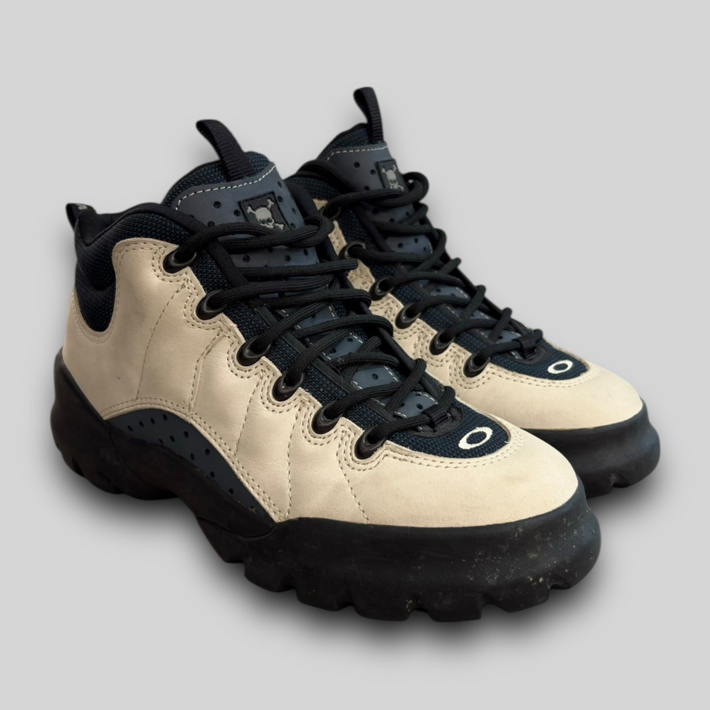 Nail Skull & Crossbones Y2K