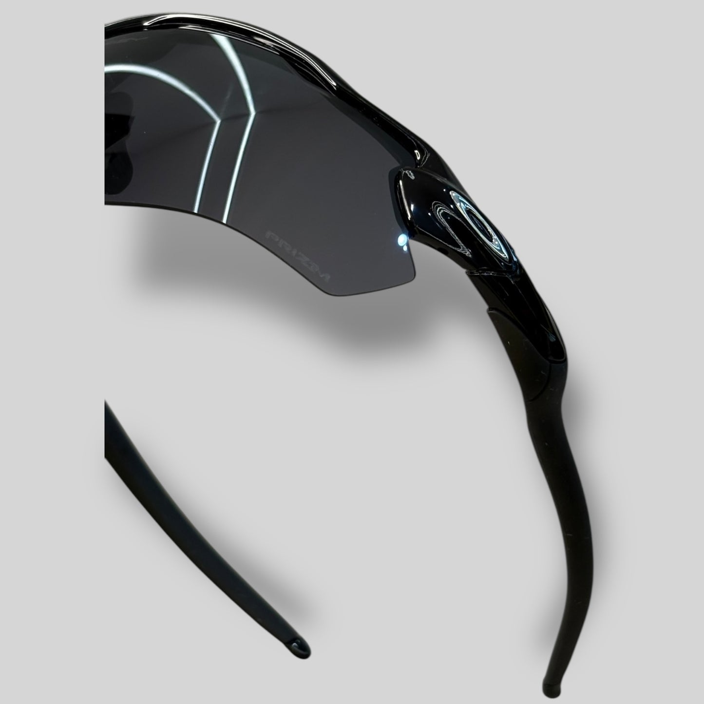 Radar Ev Polished Black