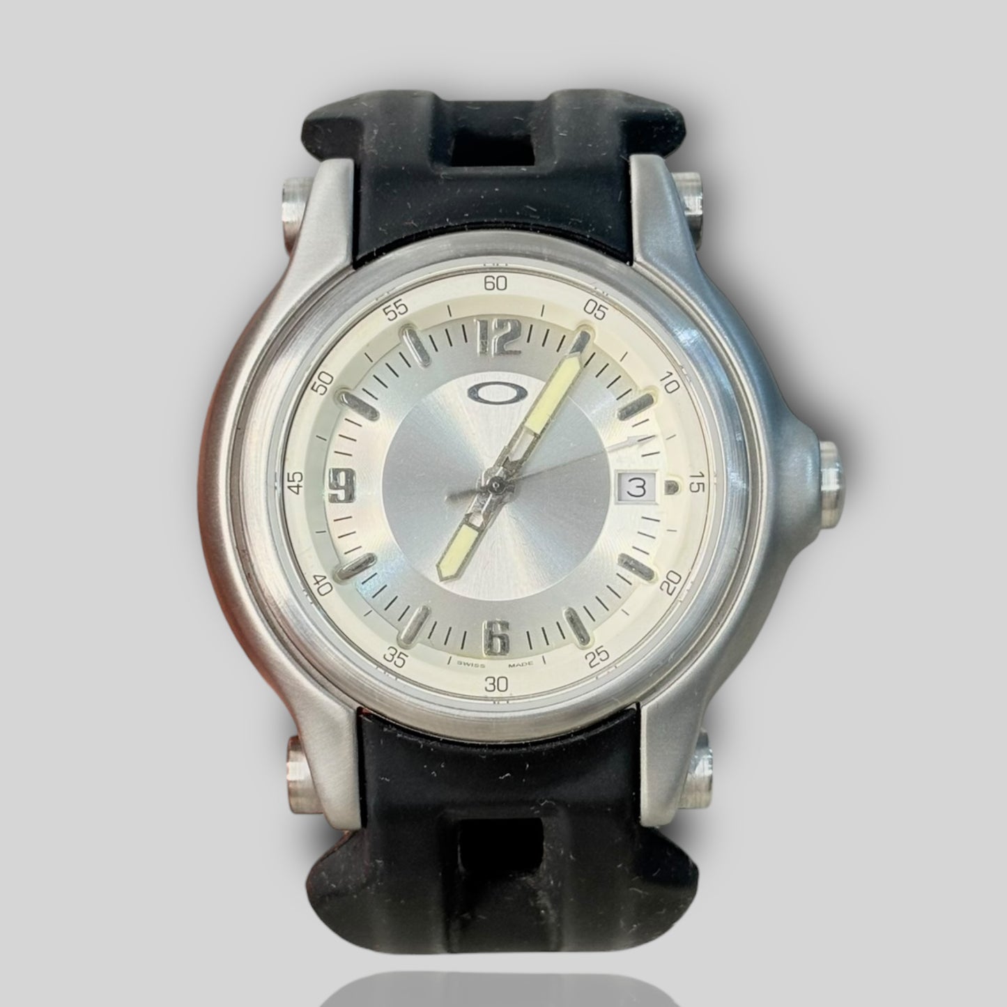 Holeshoot White Dial SMALL