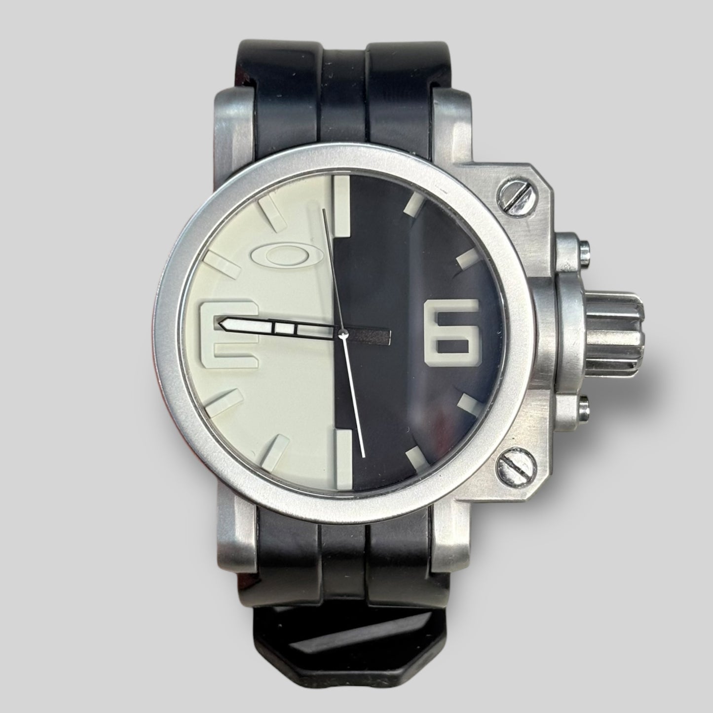 Gearbox Black & Tan