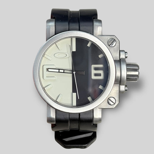 Gearbox Black & Tan