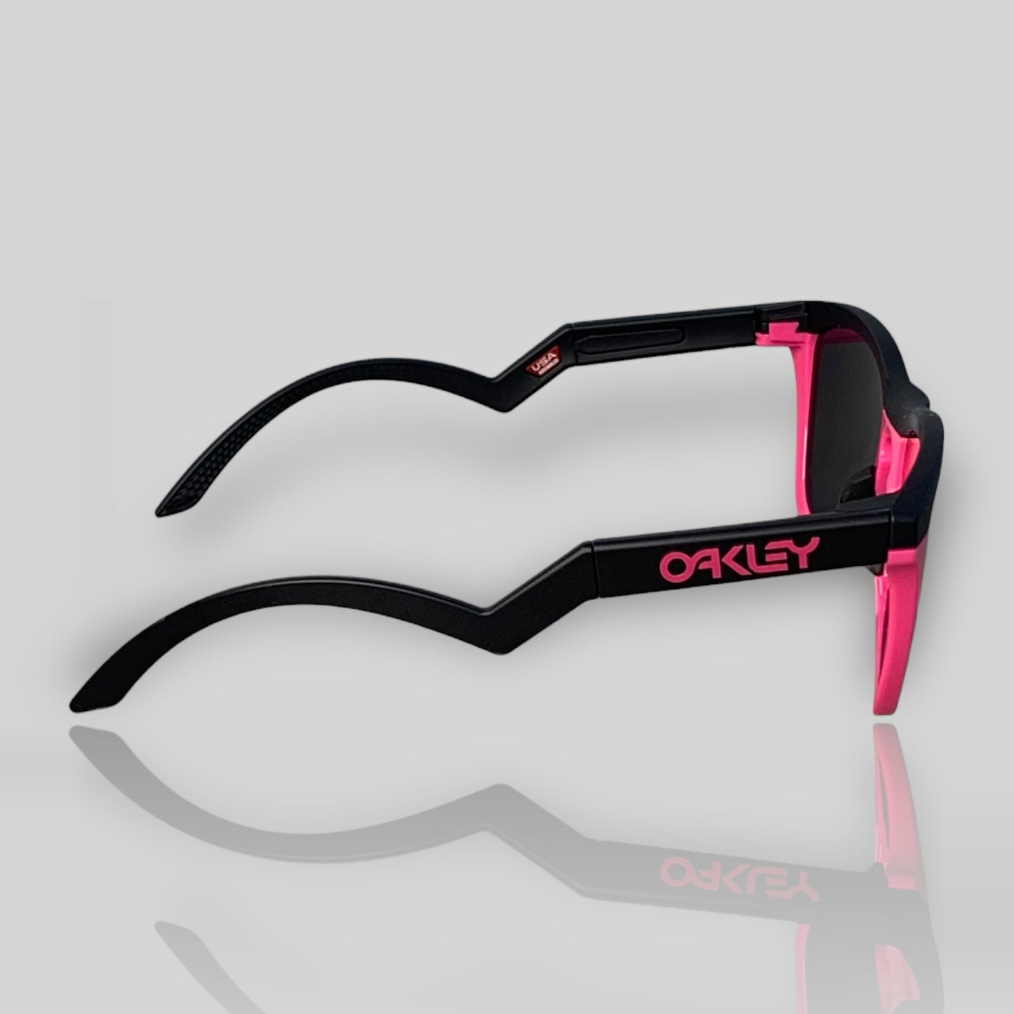 Frogskins Hybrid Black