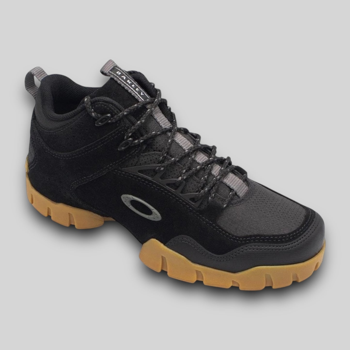 Modoc Mid ll Black/Gum