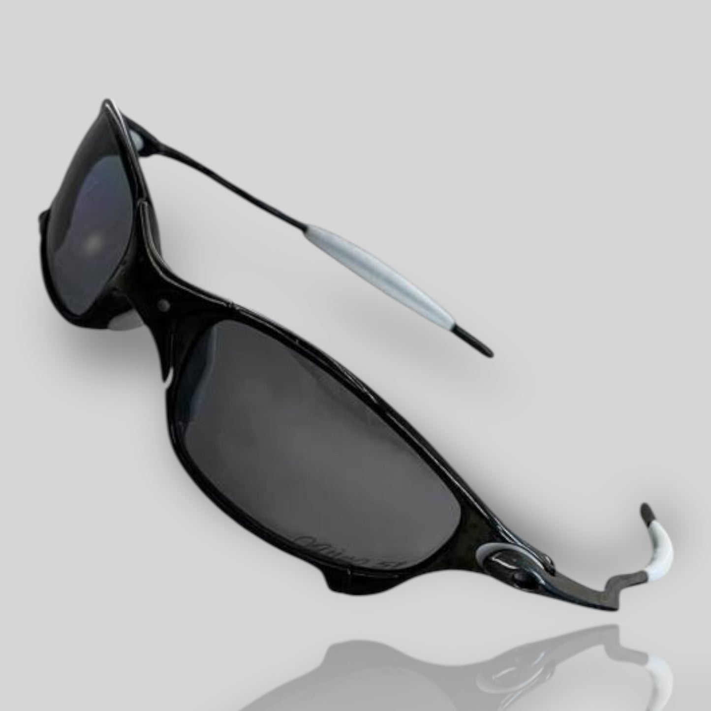 Óculos Oakley Juliet lchiro Carbon Polished
