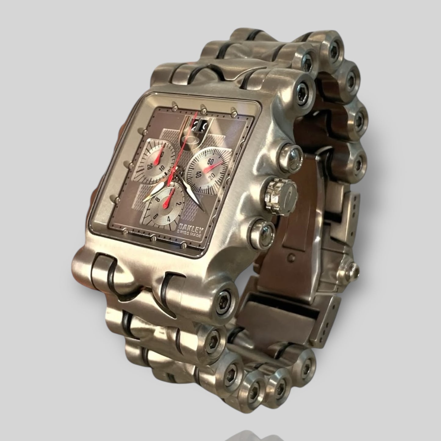 Minute Total Silver