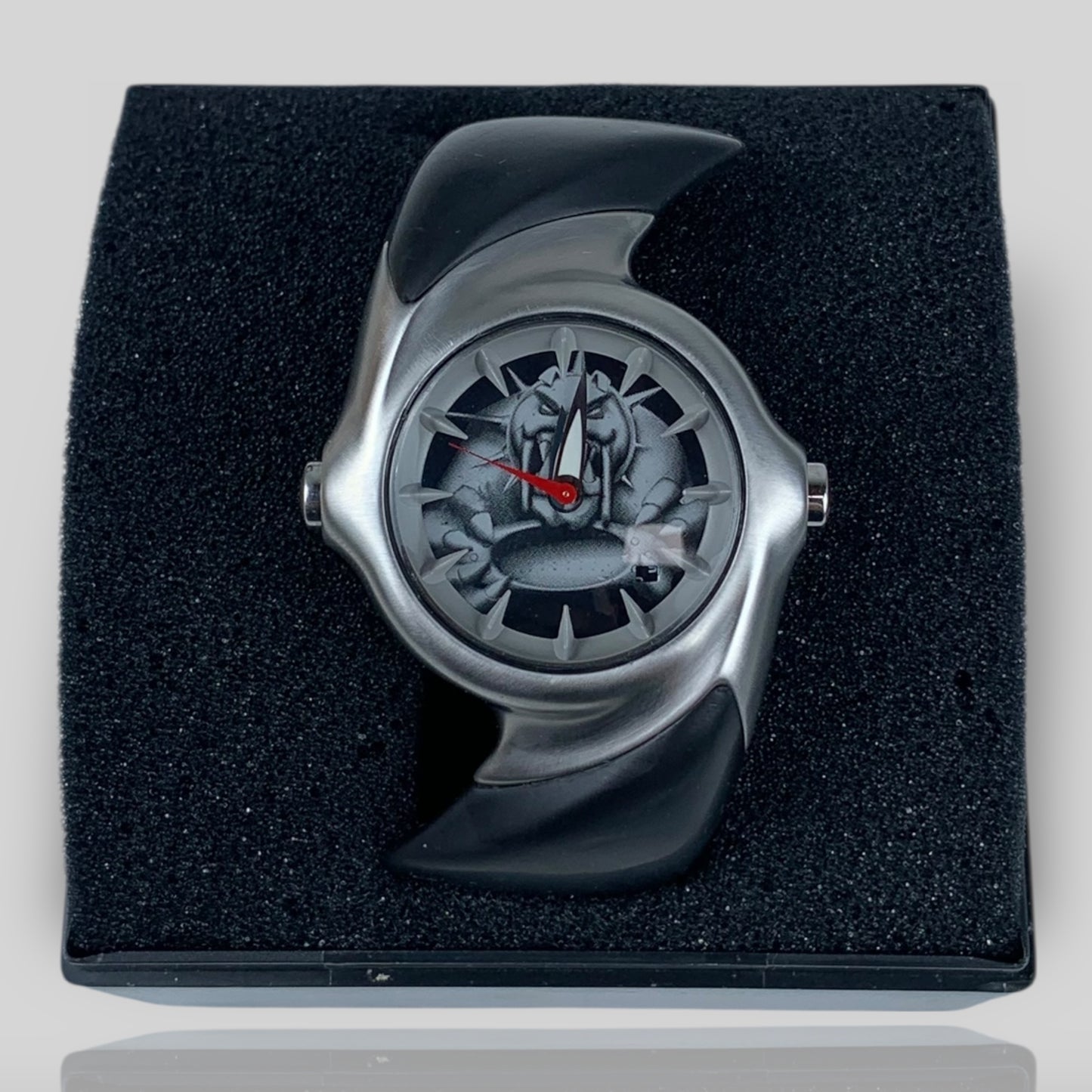 Crush 2.0 Monster Dog