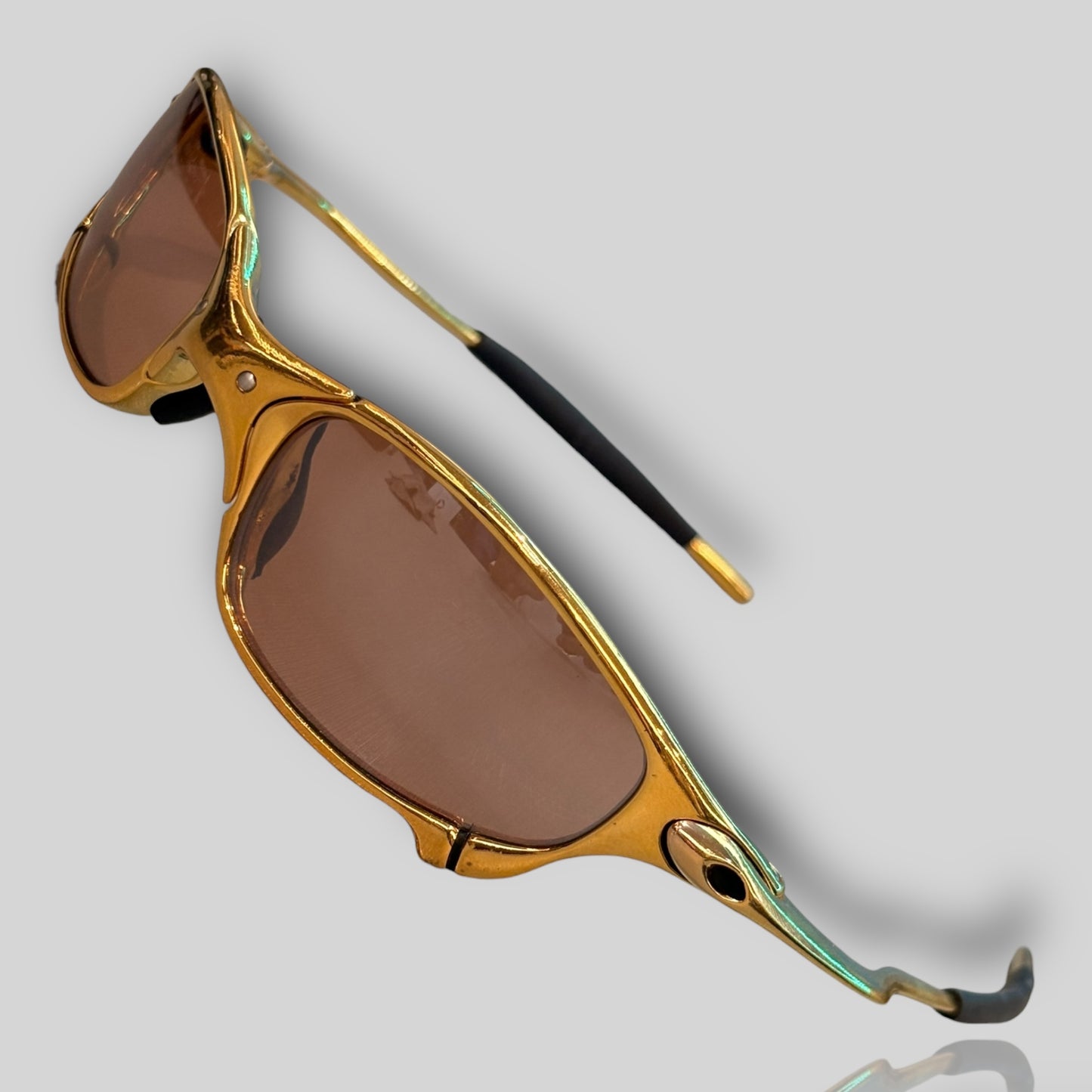 Juliet Gold Limited (Custom)