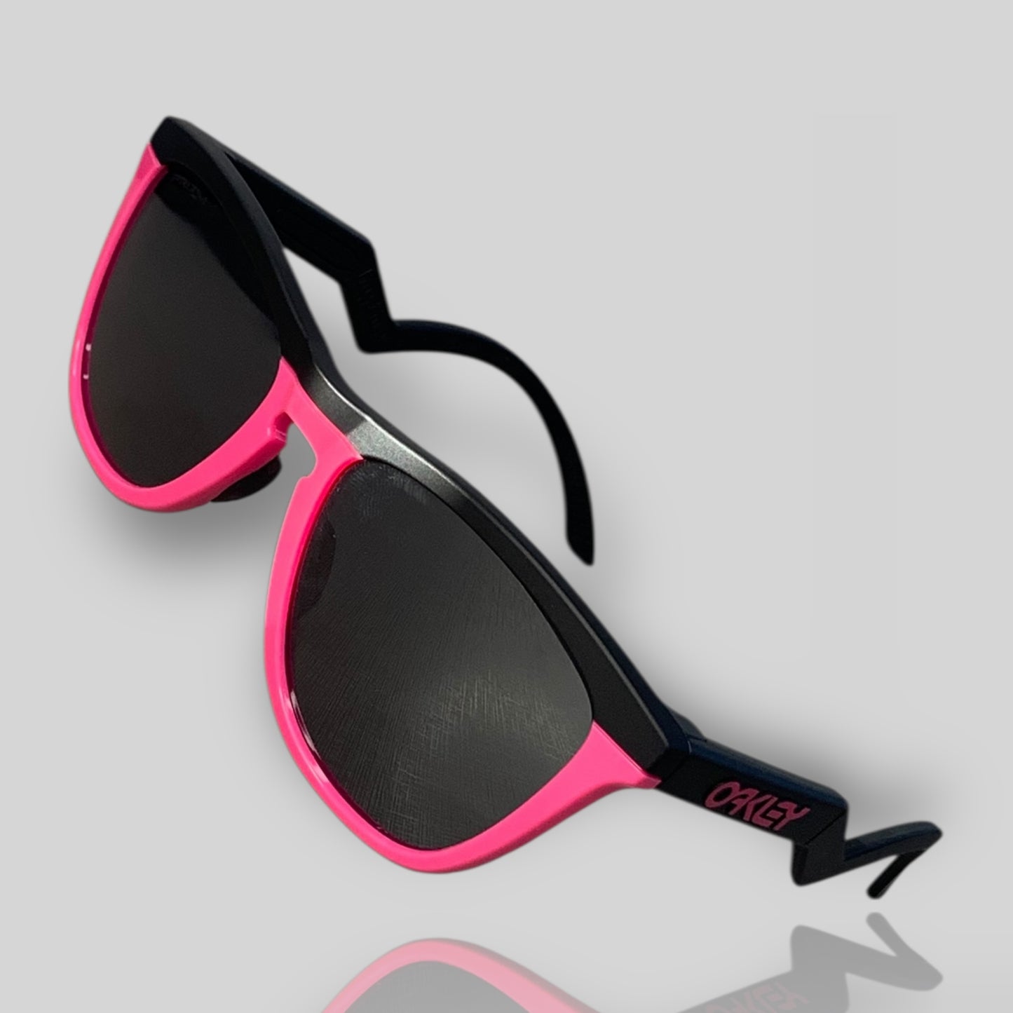 Frogskins Hybrid Black