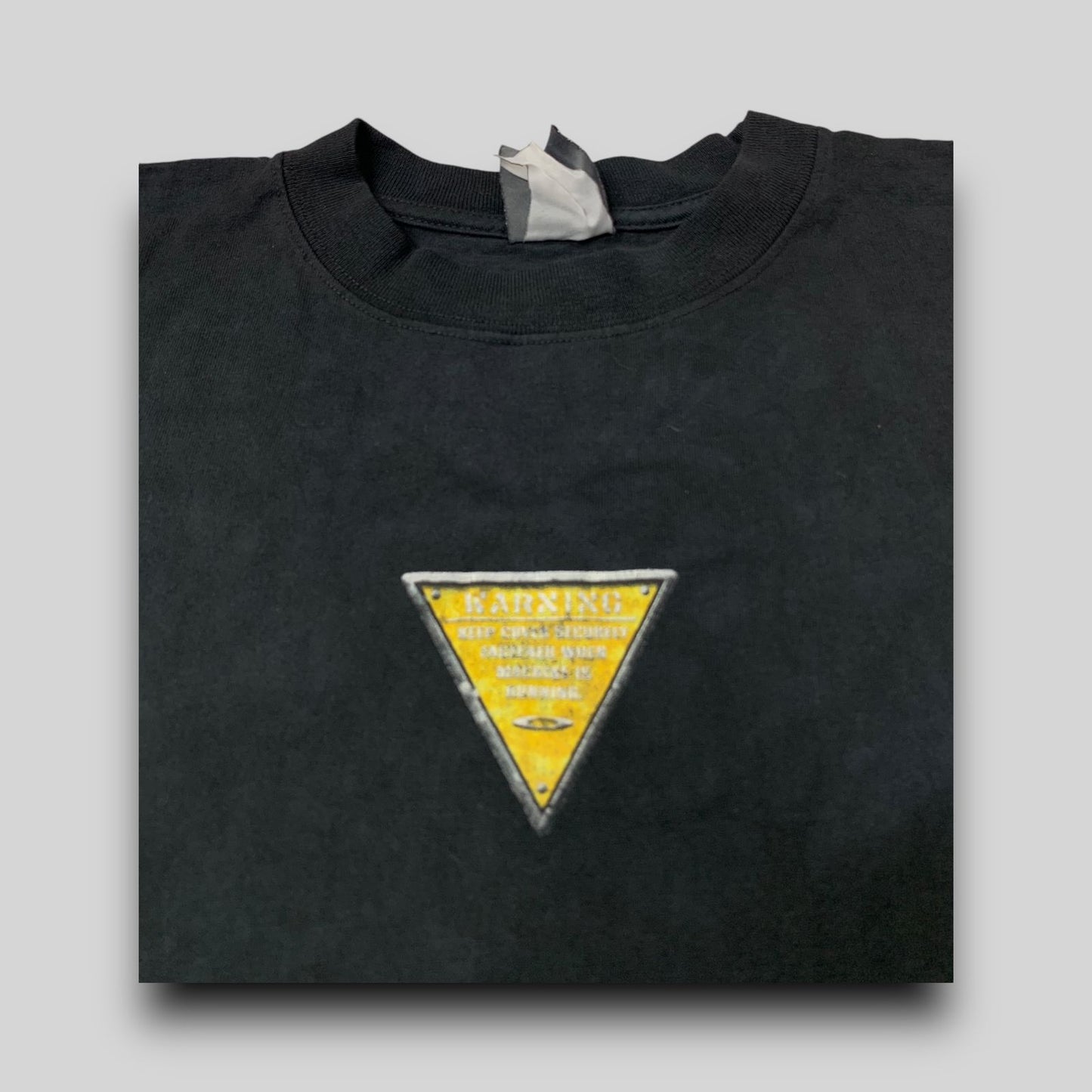 Camiseta Oakley Bomb